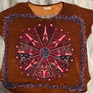 Mandela design Women’s pullover top